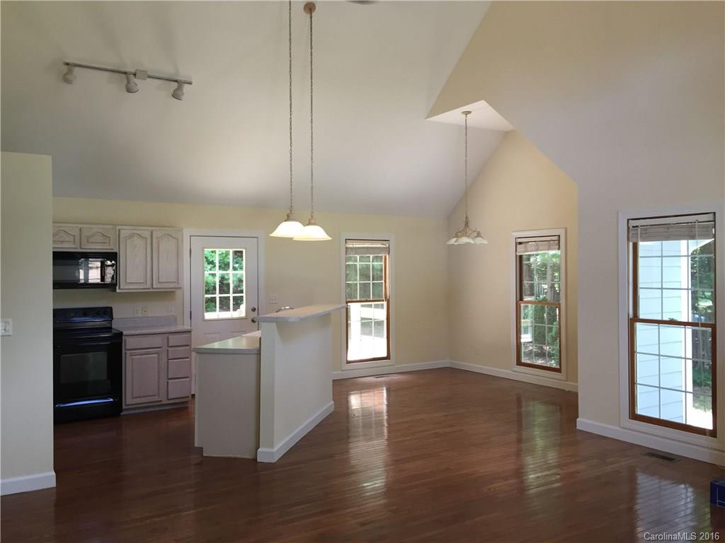 12 Pinecroft Road - Photo 6