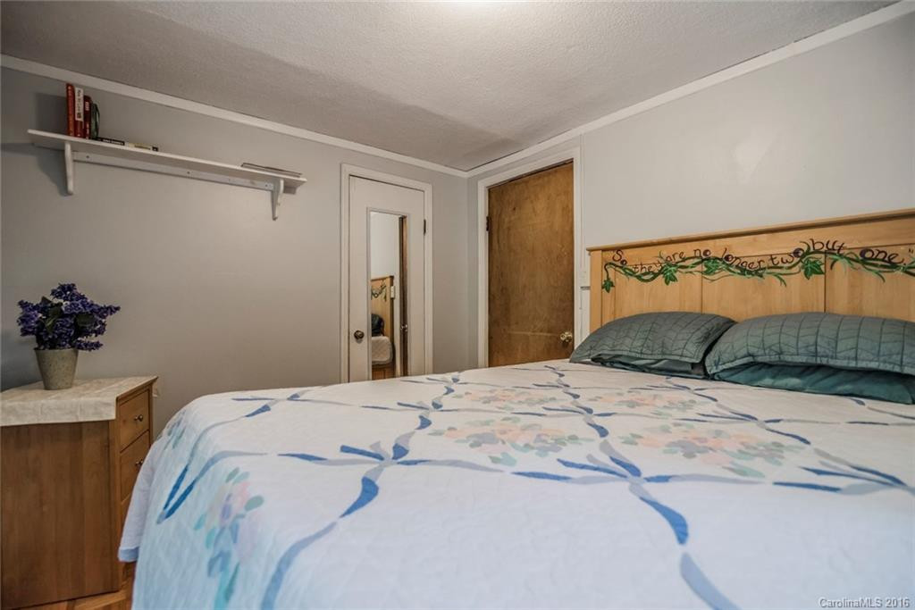 414 Flat Creek Road - Photo 17