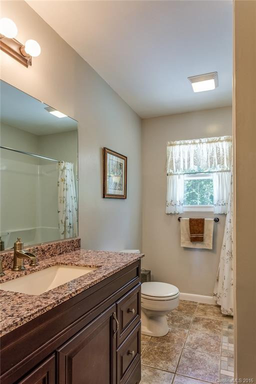 33 Tanglewood Drive - Photo 12