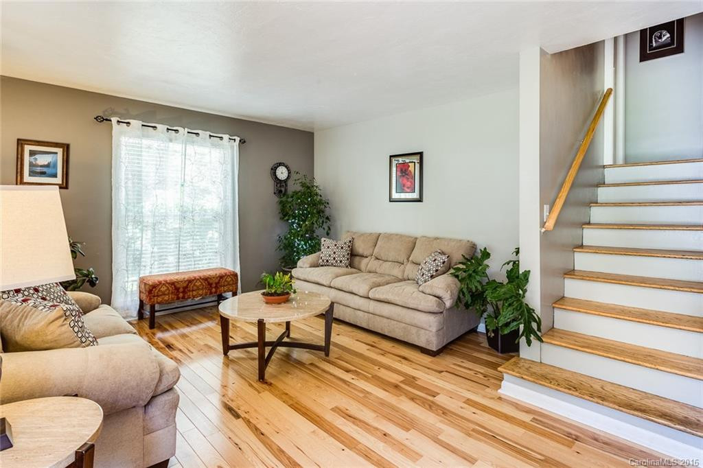33 Tanglewood Drive - Photo 5