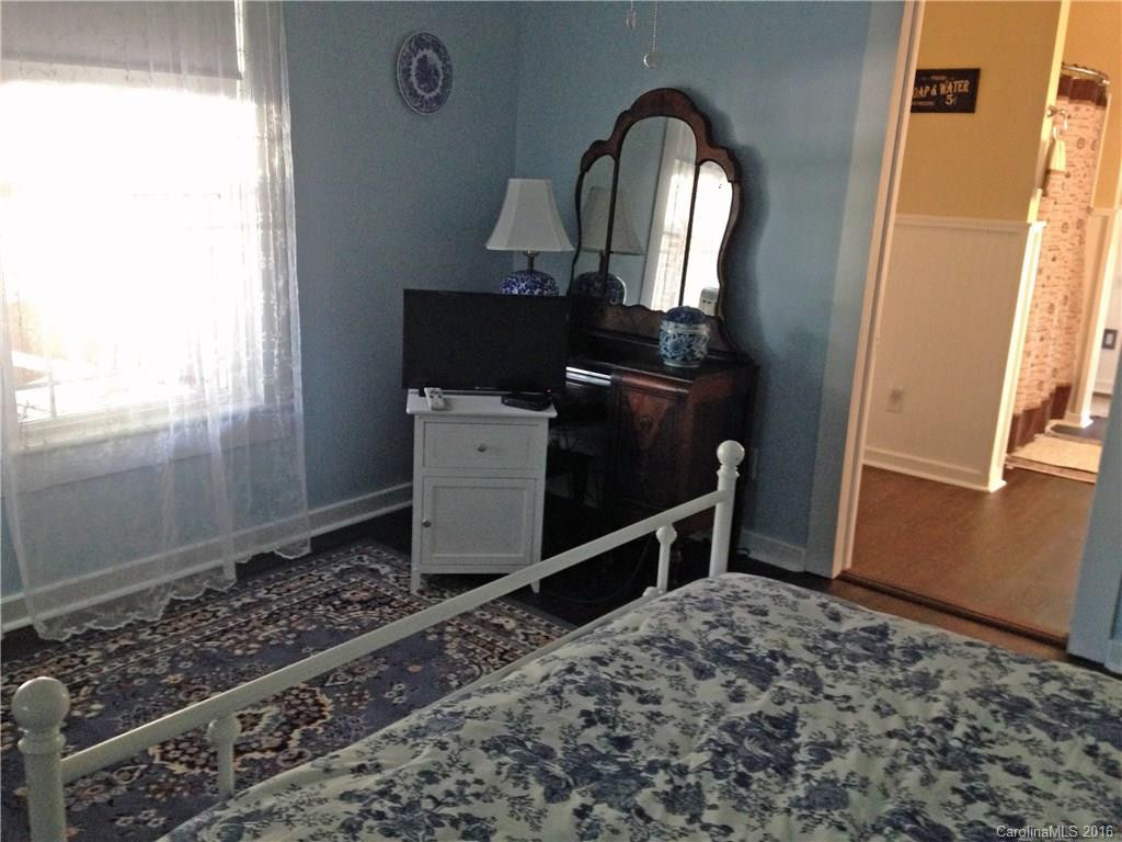 1021 Big Island Road - Photo 11