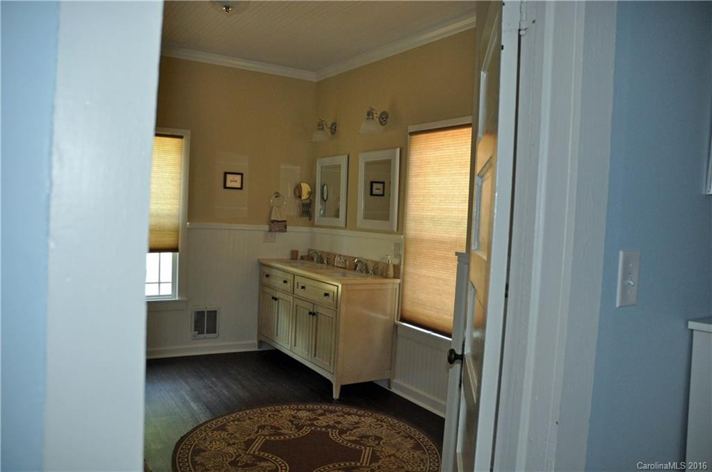1021 Big Island Road - Photo 12