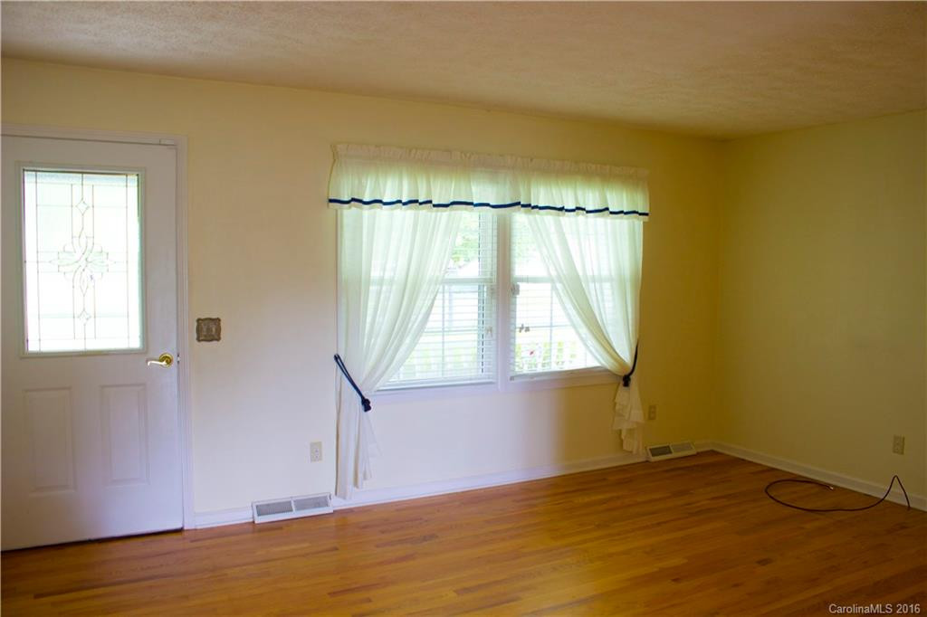 13 Meadow Drive - Photo 2