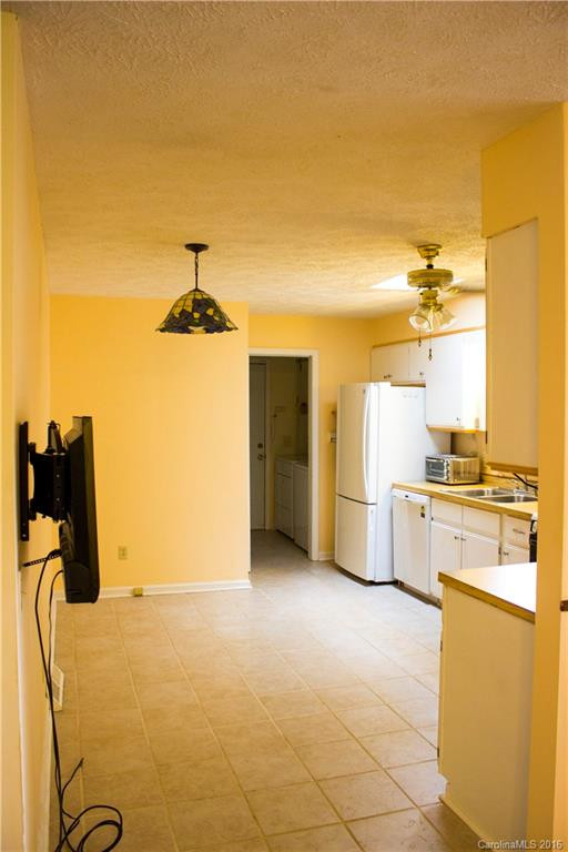 13 Meadow Drive - Photo 6