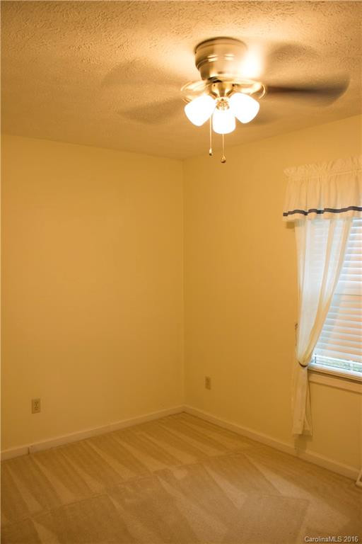 13 Meadow Drive - Photo 9