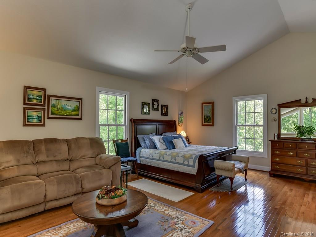 238 Sweetbriar Road - Photo 11