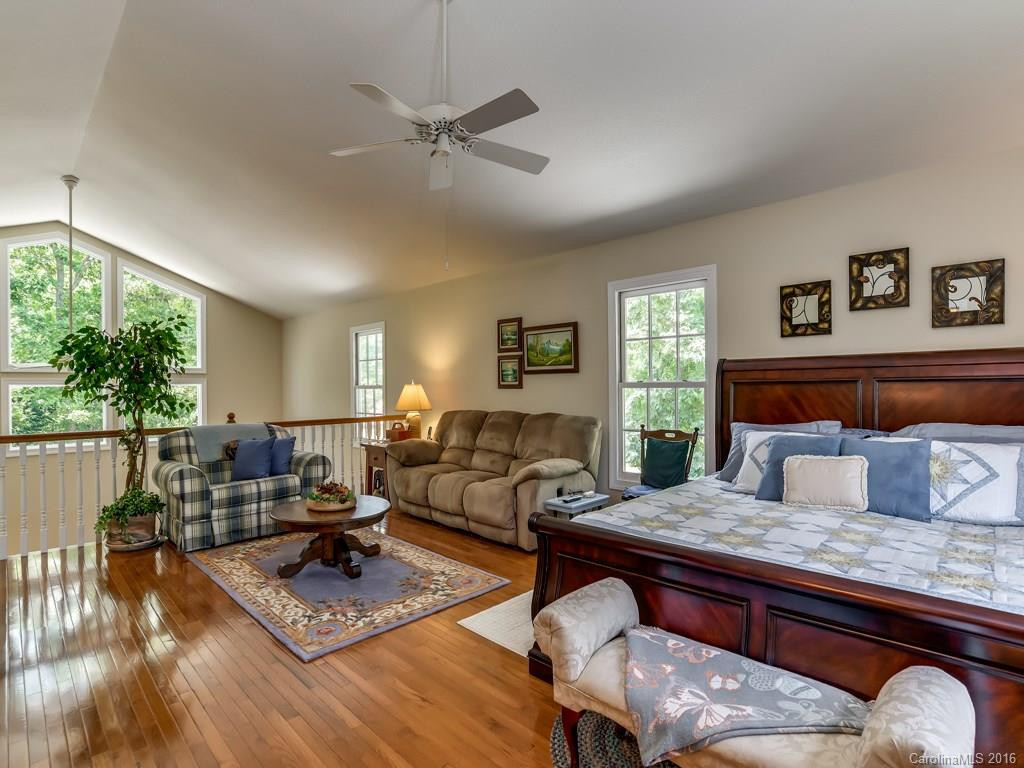 238 Sweetbriar Road - Photo 12