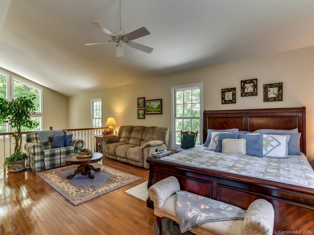 238 Sweetbriar Road - Photo 13
