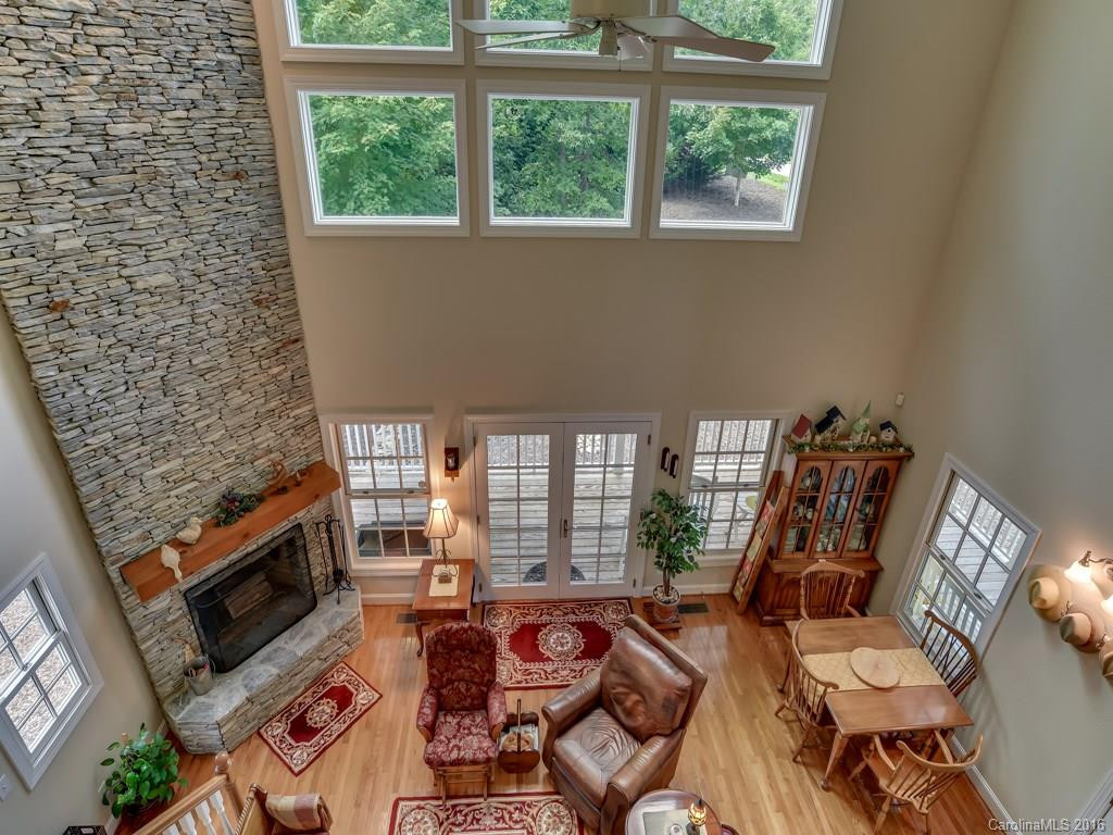 238 Sweetbriar Road - Photo 16