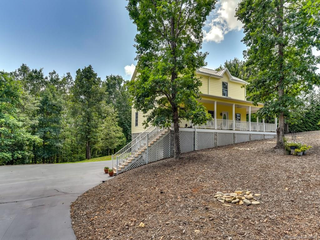 238 Sweetbriar Road - Photo 24