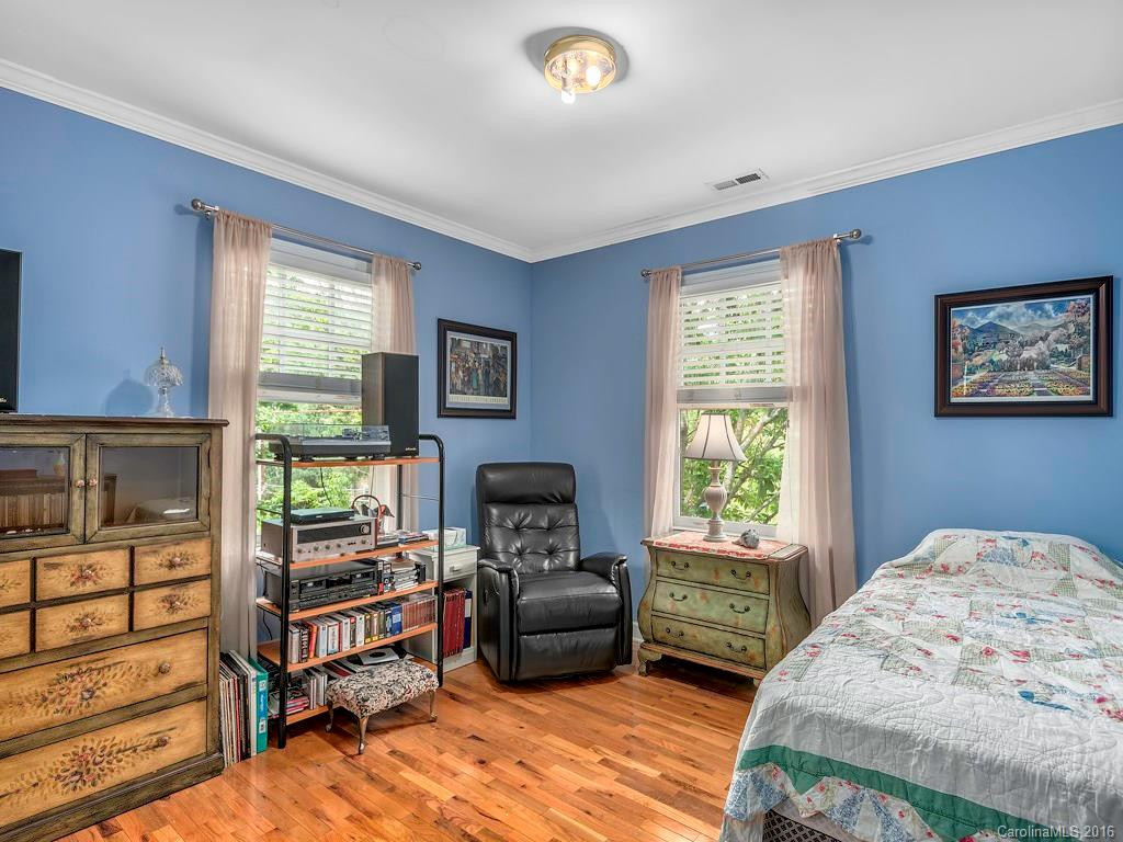 80 Flint Street - Photo 12