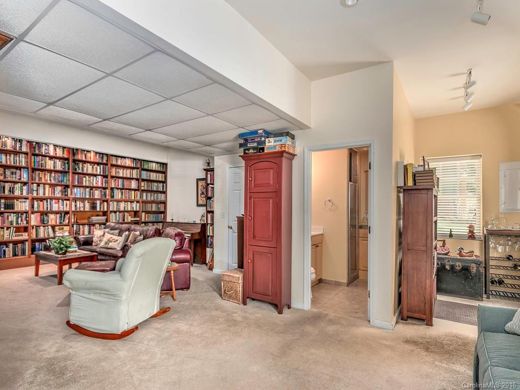 80 Flint Street - Photo 16