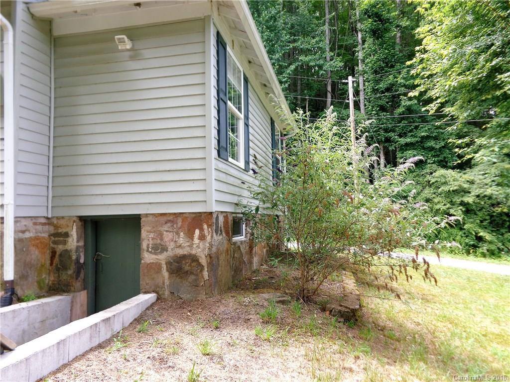 403 Moody Mountain Road - Photo 16