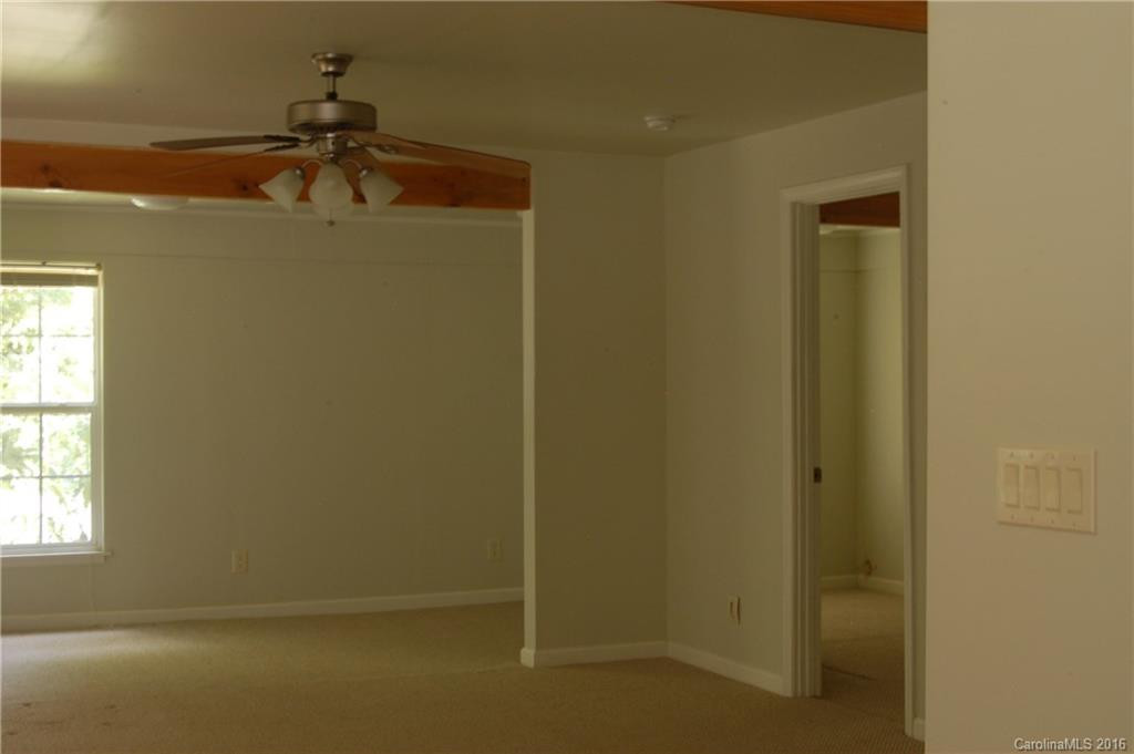 403 Moody Mountain Road - Photo 5