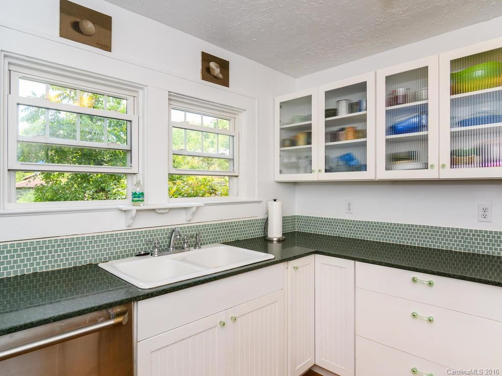 11 Killian Road - Photo 10