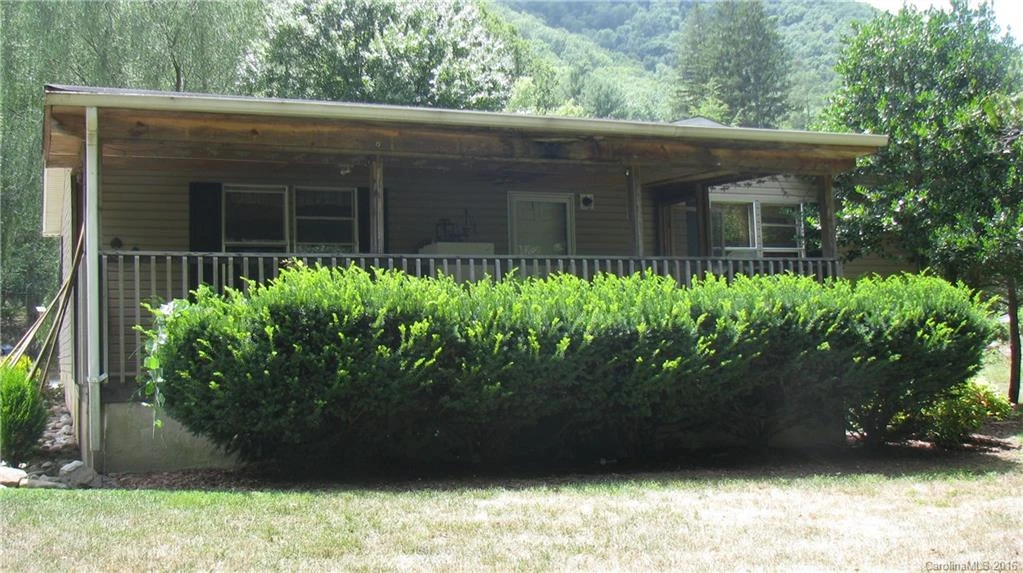320 Pacer Trail