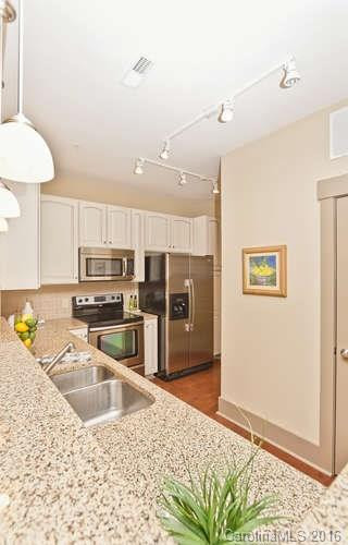 5 Farleigh Street #306 - Photo 6