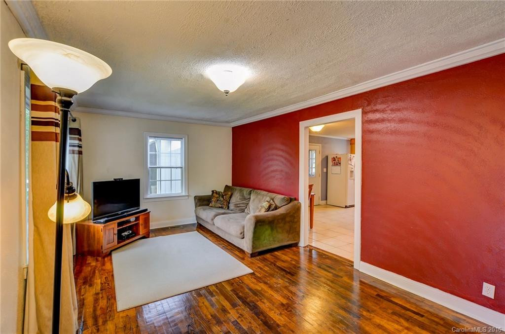 42 Hillcrest Drive - Photo 3