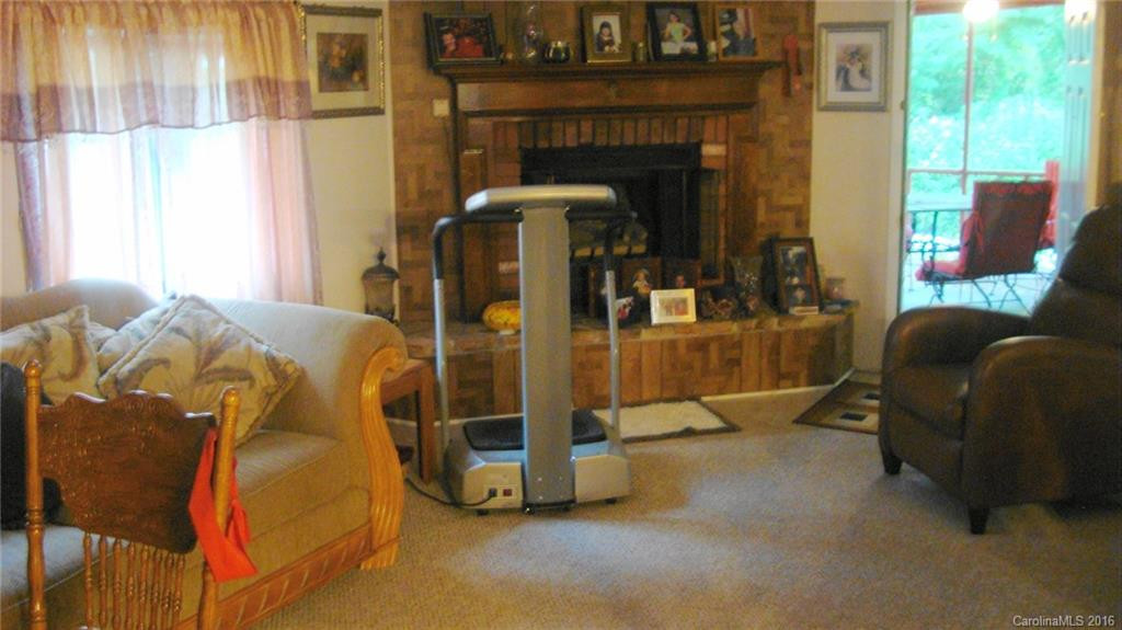 11 Garrison Road - Photo 4