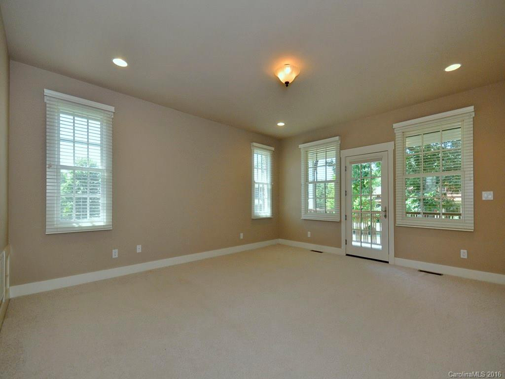 182 Hollabrook Parkway - Photo 11
