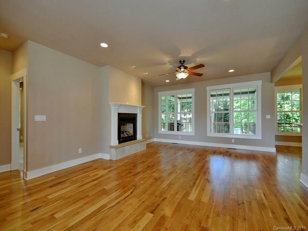 182 Hollabrook Parkway - Photo 3