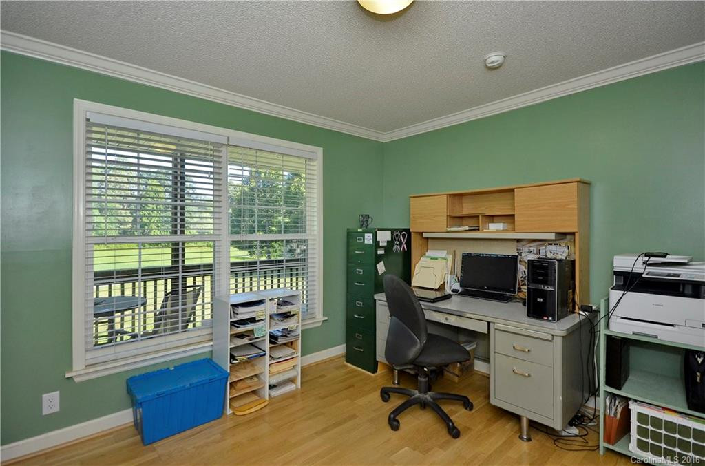 76 Melissa Way - Photo 11