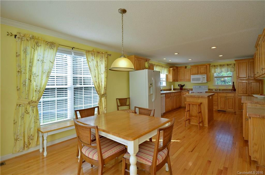 76 Melissa Way - Photo 5