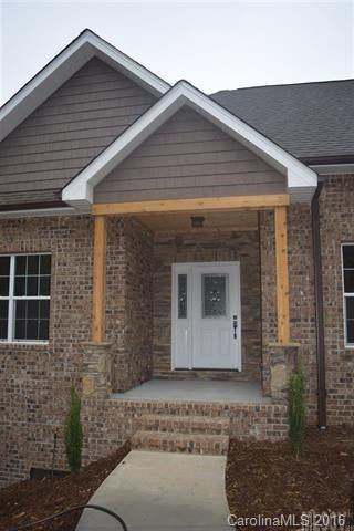 3952 Pineknoll Drive - Photo 2