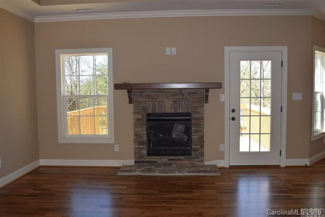 3952 Pineknoll Drive - Photo 13