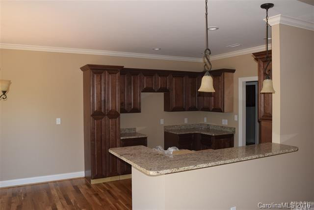 3952 Pineknoll Drive - Photo 7