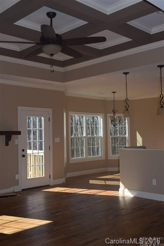 3952 Pineknoll Drive - Photo 10