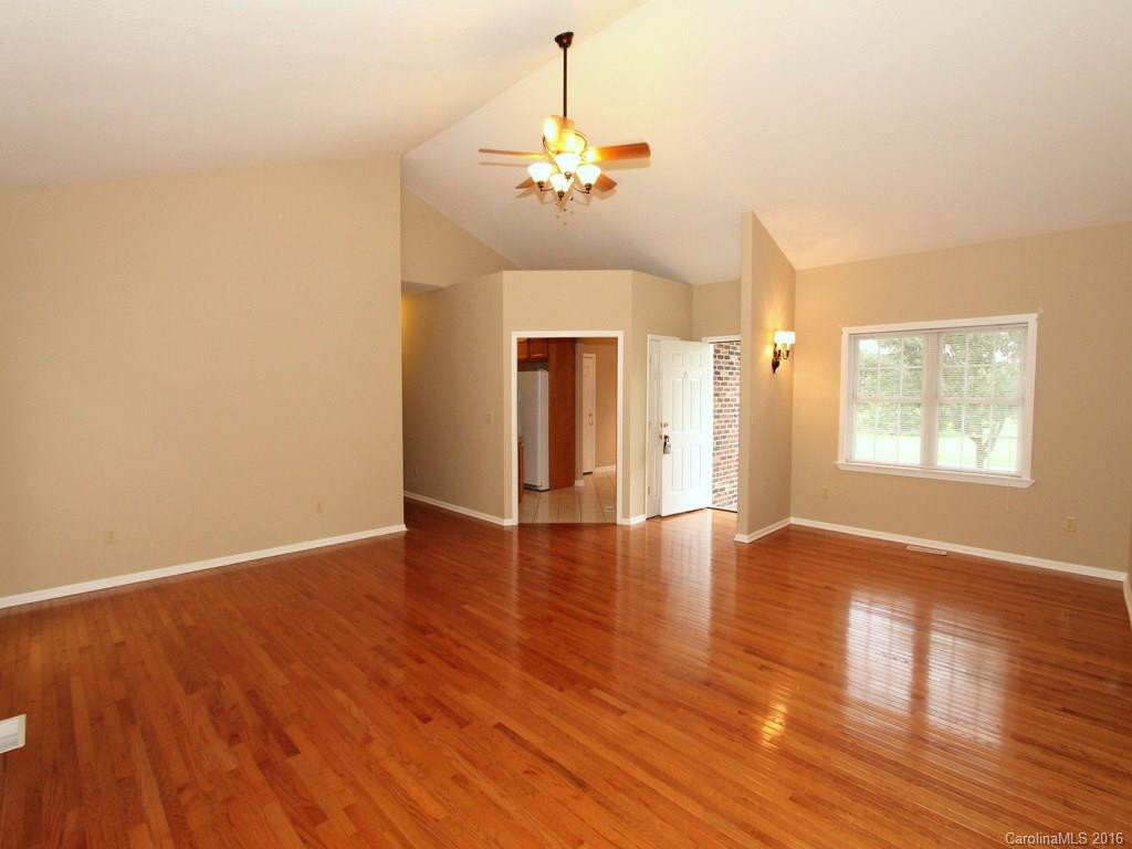 67 Common Ground Drive - Photo 4