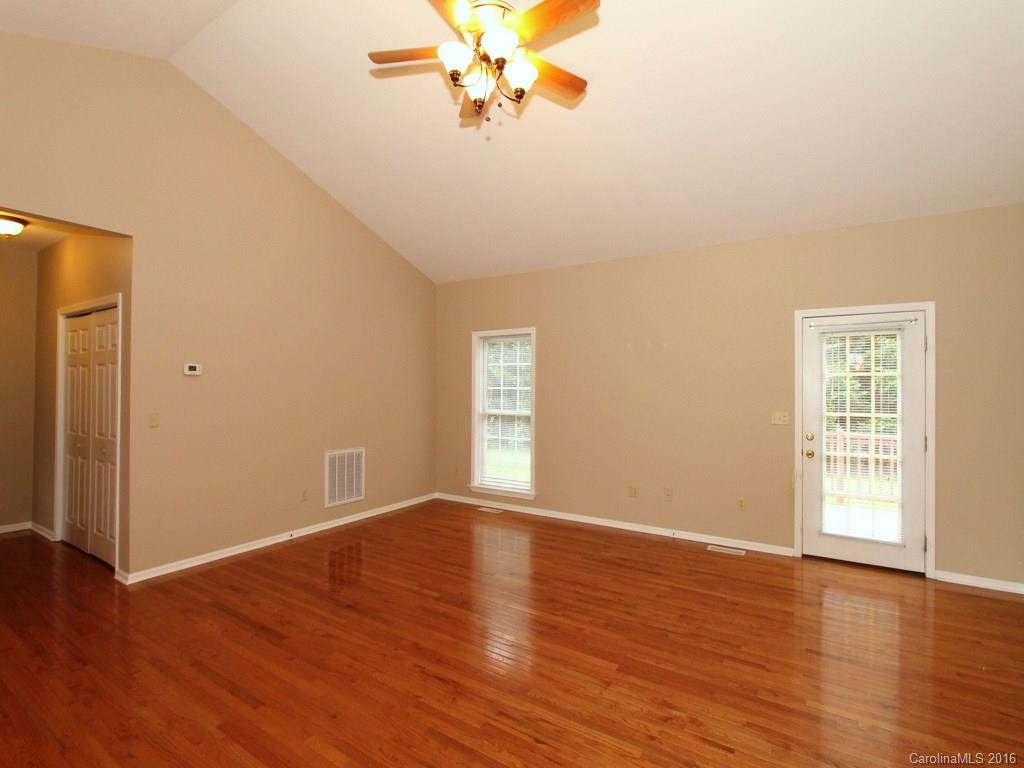67 Common Ground Drive - Photo 5