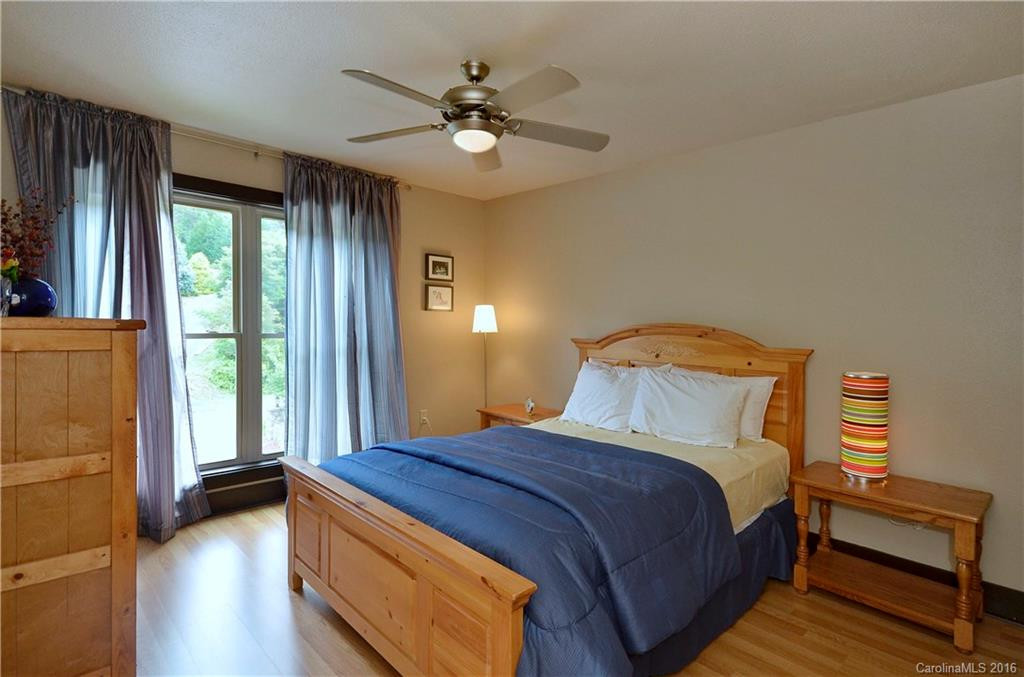 382 Mosa Drive - Photo 16