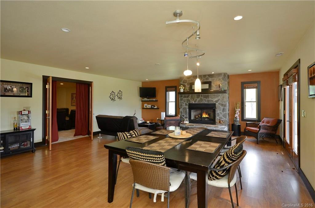 382 Mosa Drive - Photo 19