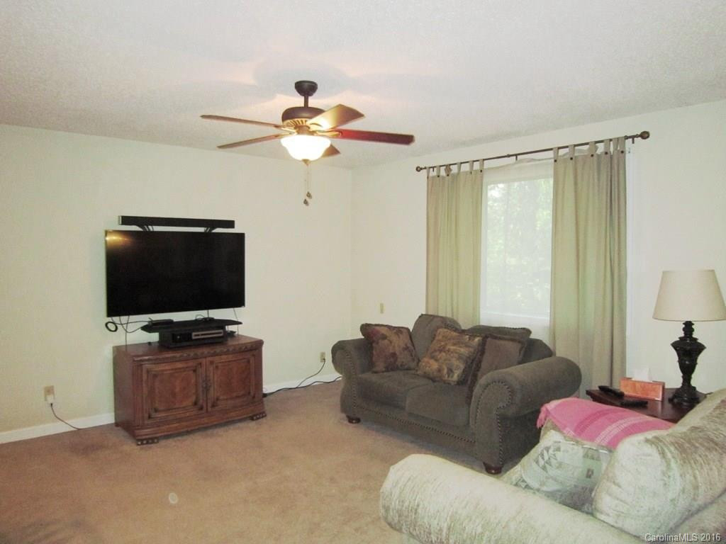 101 Ollie Weaver Road - Photo 3