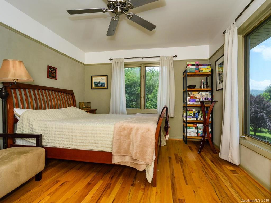 144 Goldfinch Lane #2 - Photo 15
