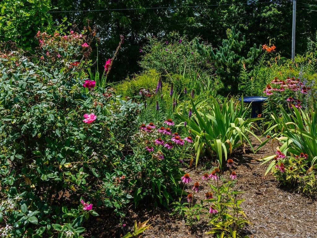 144 Goldfinch Lane #2 - Photo 24