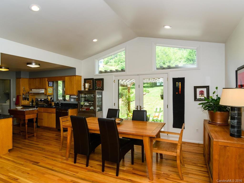 144 Goldfinch Lane #2 - Photo 8