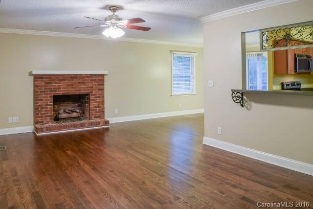 307 Colony Lane - Photo 4
