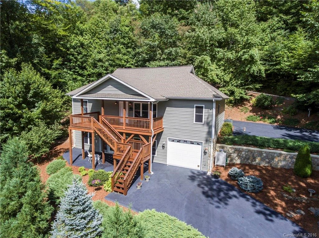 7 Bellewood Drive