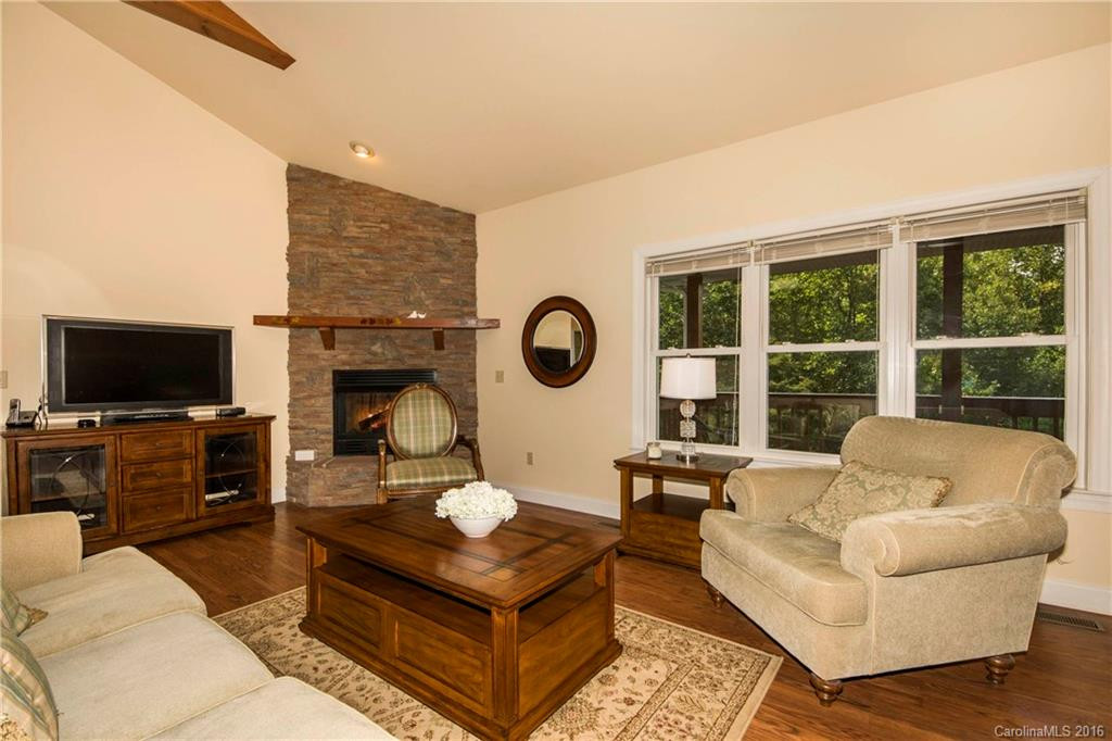 7 Bellewood Drive - Photo 10