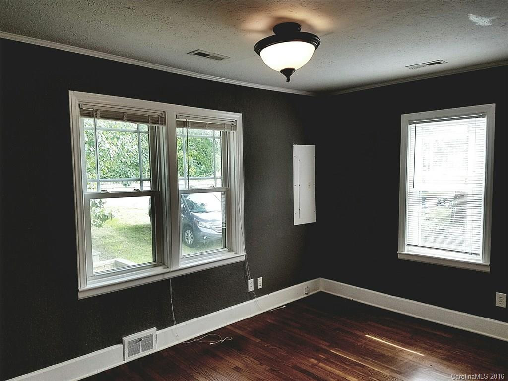 1595 Barnardsville Highway - Photo 8
