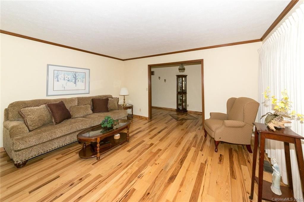 208 Deerpath Lane #3 - Photo 8