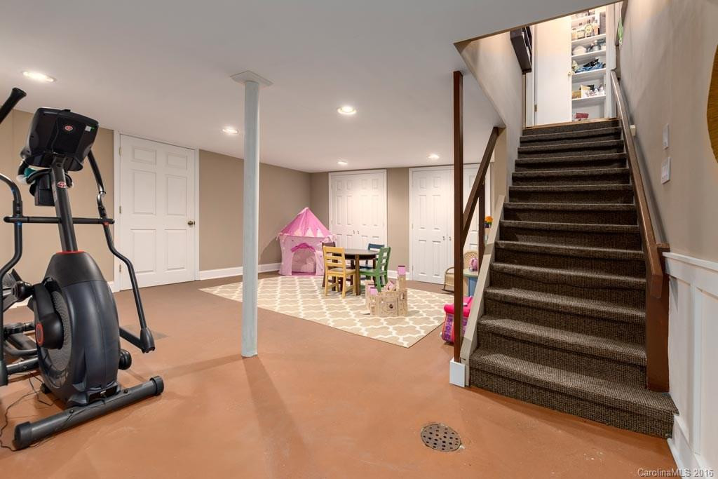 47 Mount Vernon Circle - Photo 16