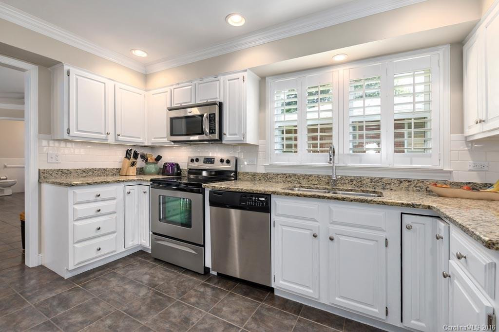 47 Mount Vernon Circle - Photo 4