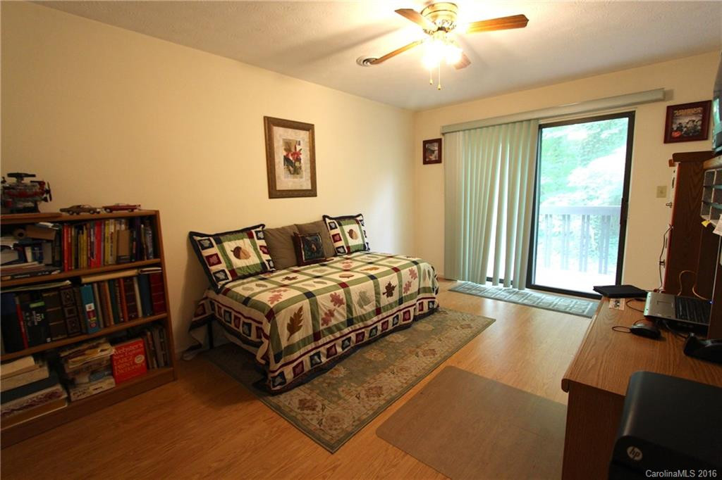 75 Maxine Lane #Unit 114 - Photo 11
