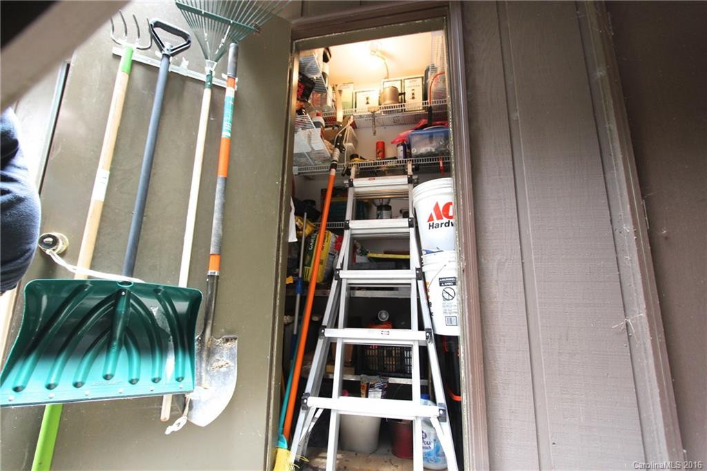 75 Maxine Lane #Unit 114 - Photo 18
