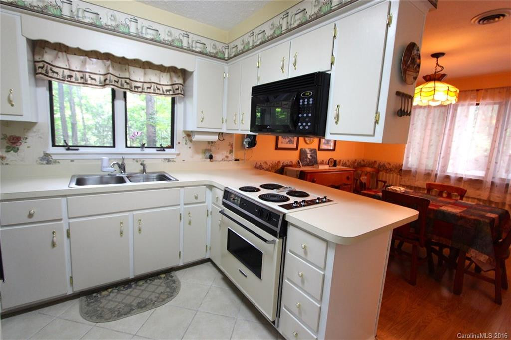 75 Maxine Lane #Unit 114 - Photo 4