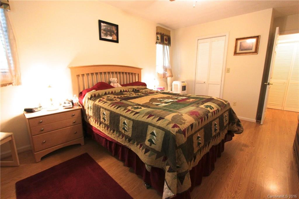 75 Maxine Lane #Unit 114 - Photo 8
